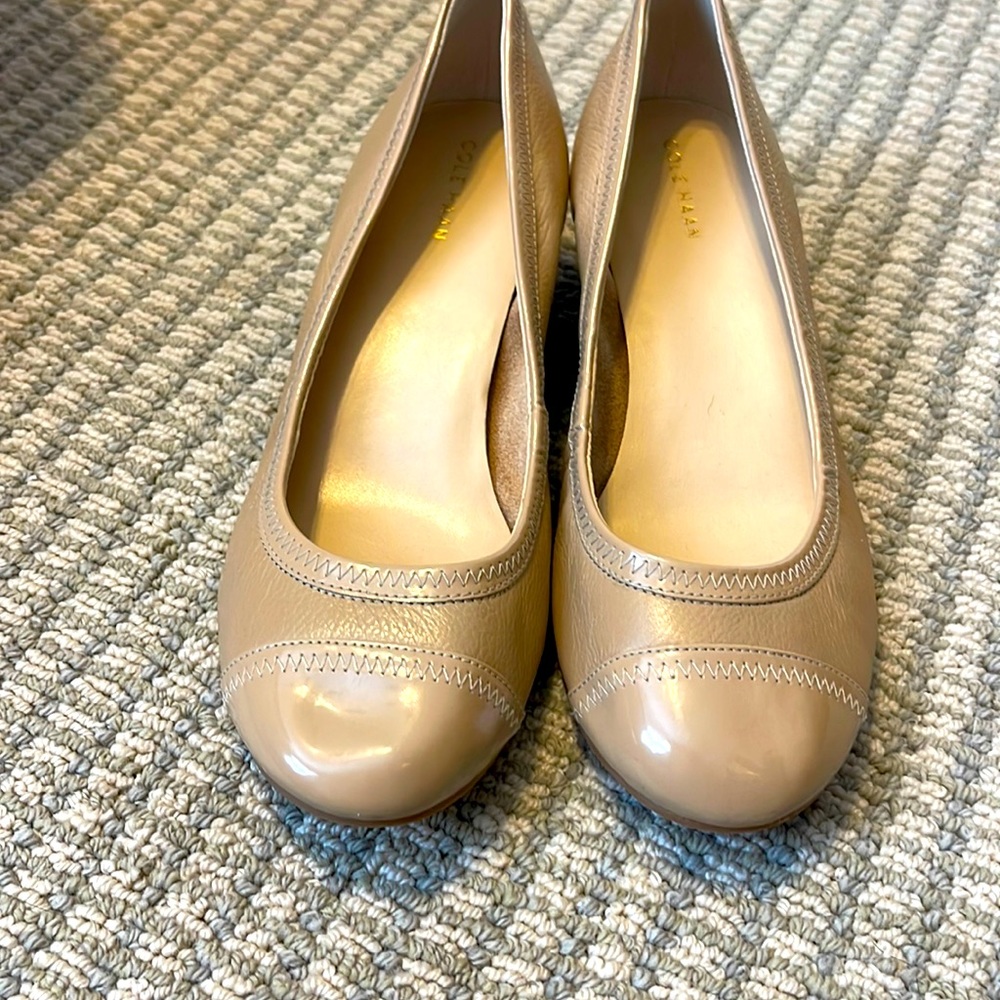 COLE HAAN SHOE